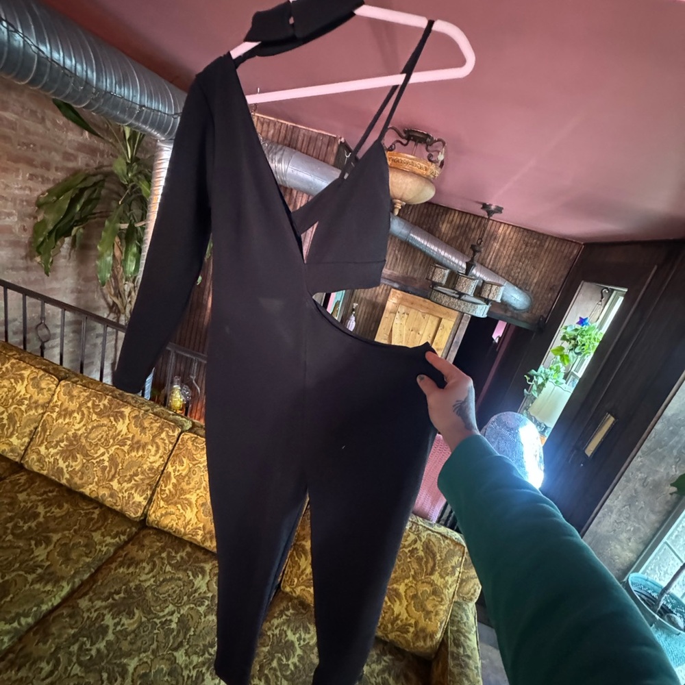 Chic Black Cutout Jumpsuit